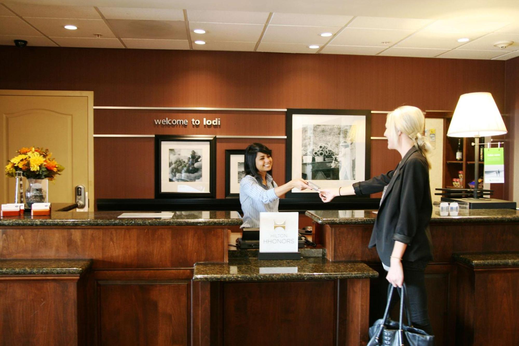 Hampton Inn & Suites Lodi Luaran gambar